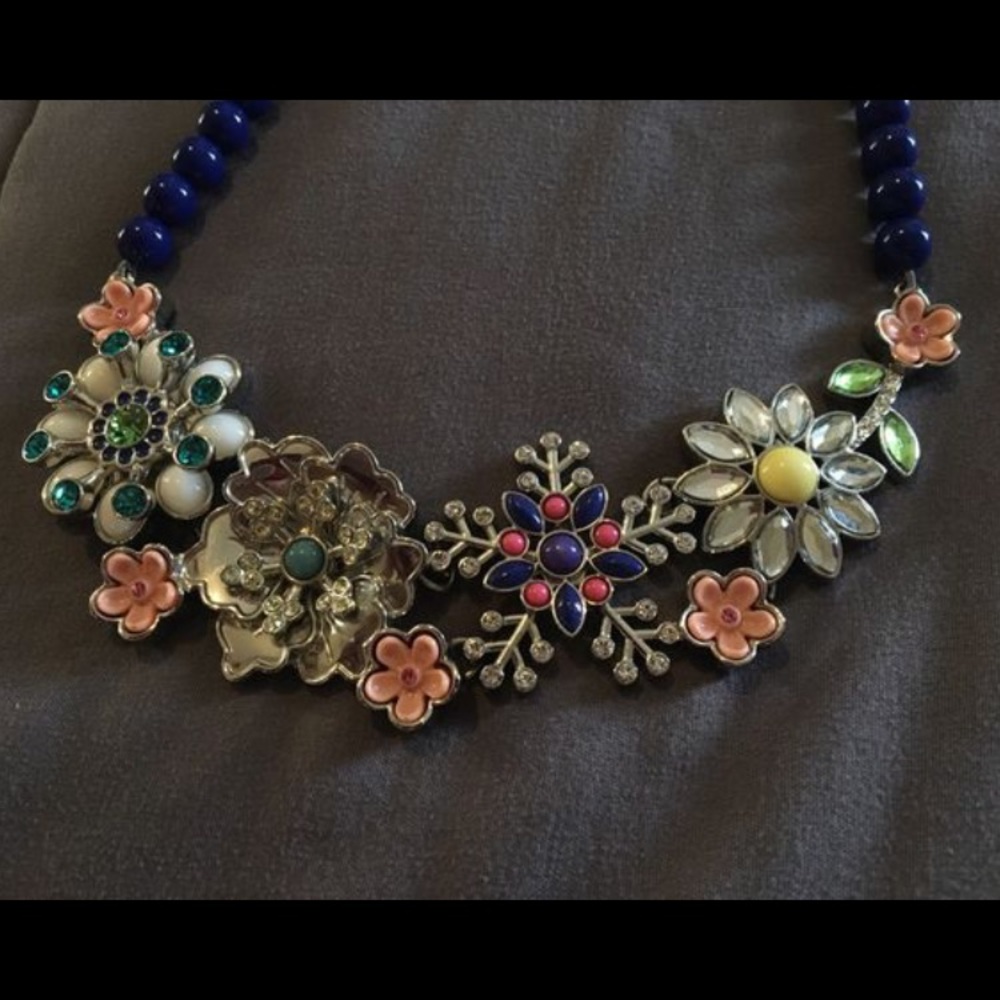 Statement Lia Sophia necklace